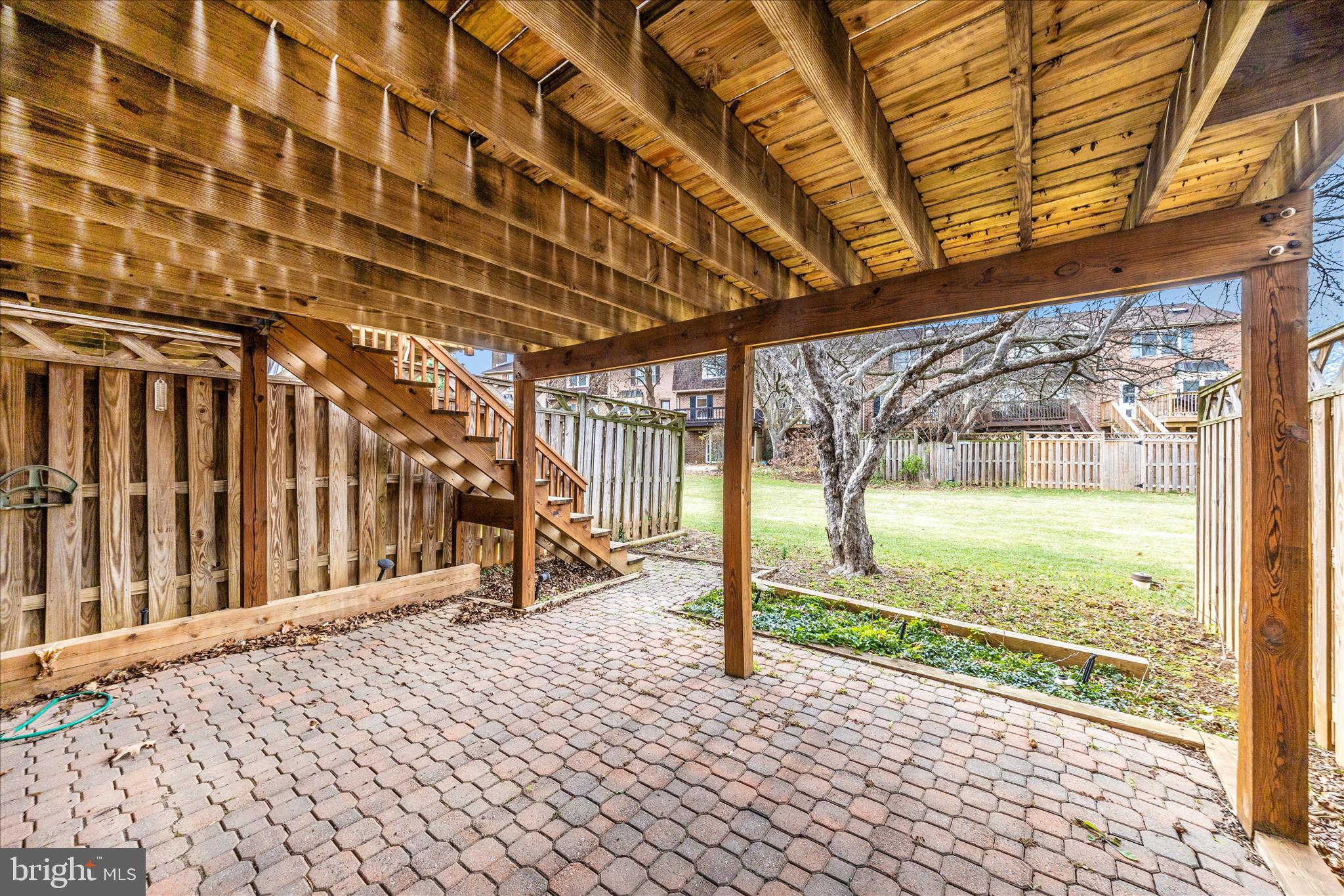 WATERSIDE - Residential