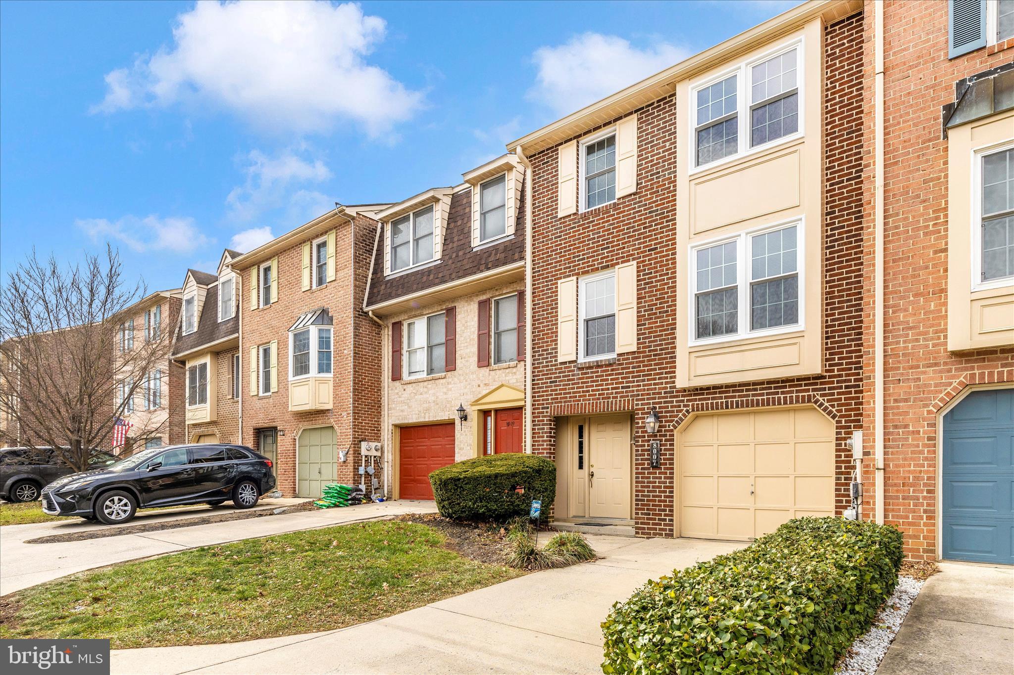 WATERSIDE - Residential