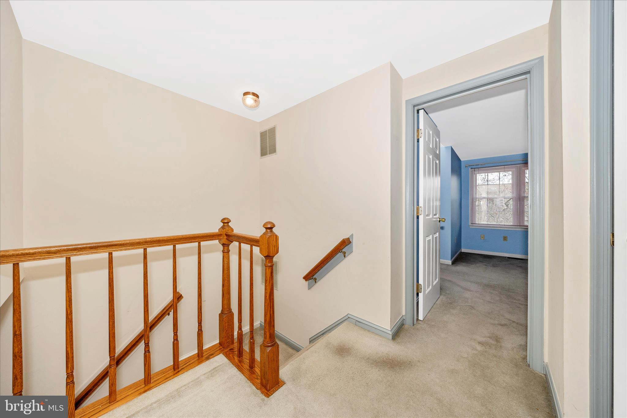 WATERSIDE - Residential