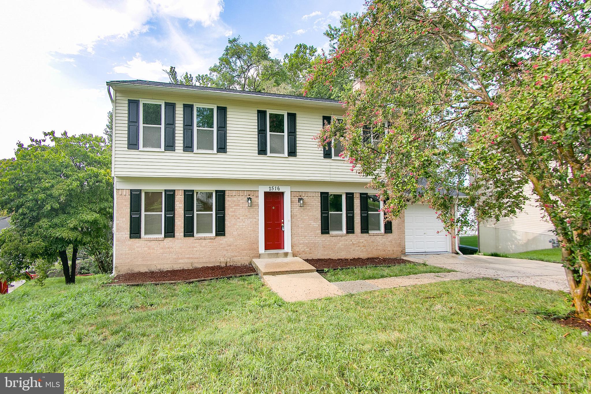 2516 BELLEFIELD COURT