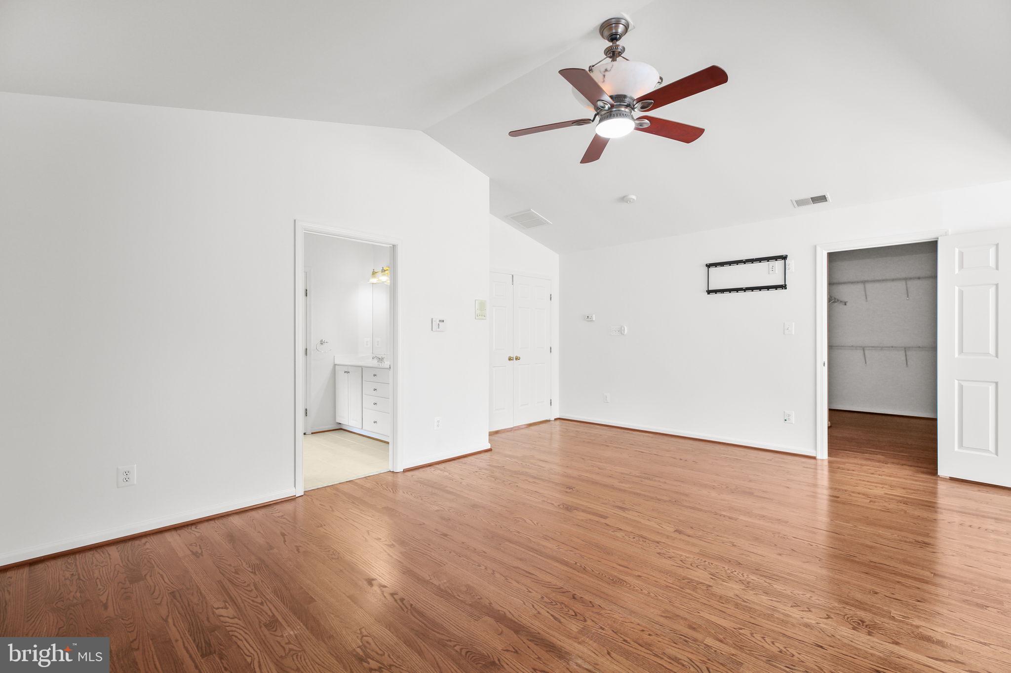 LEELAND STATION - Residential