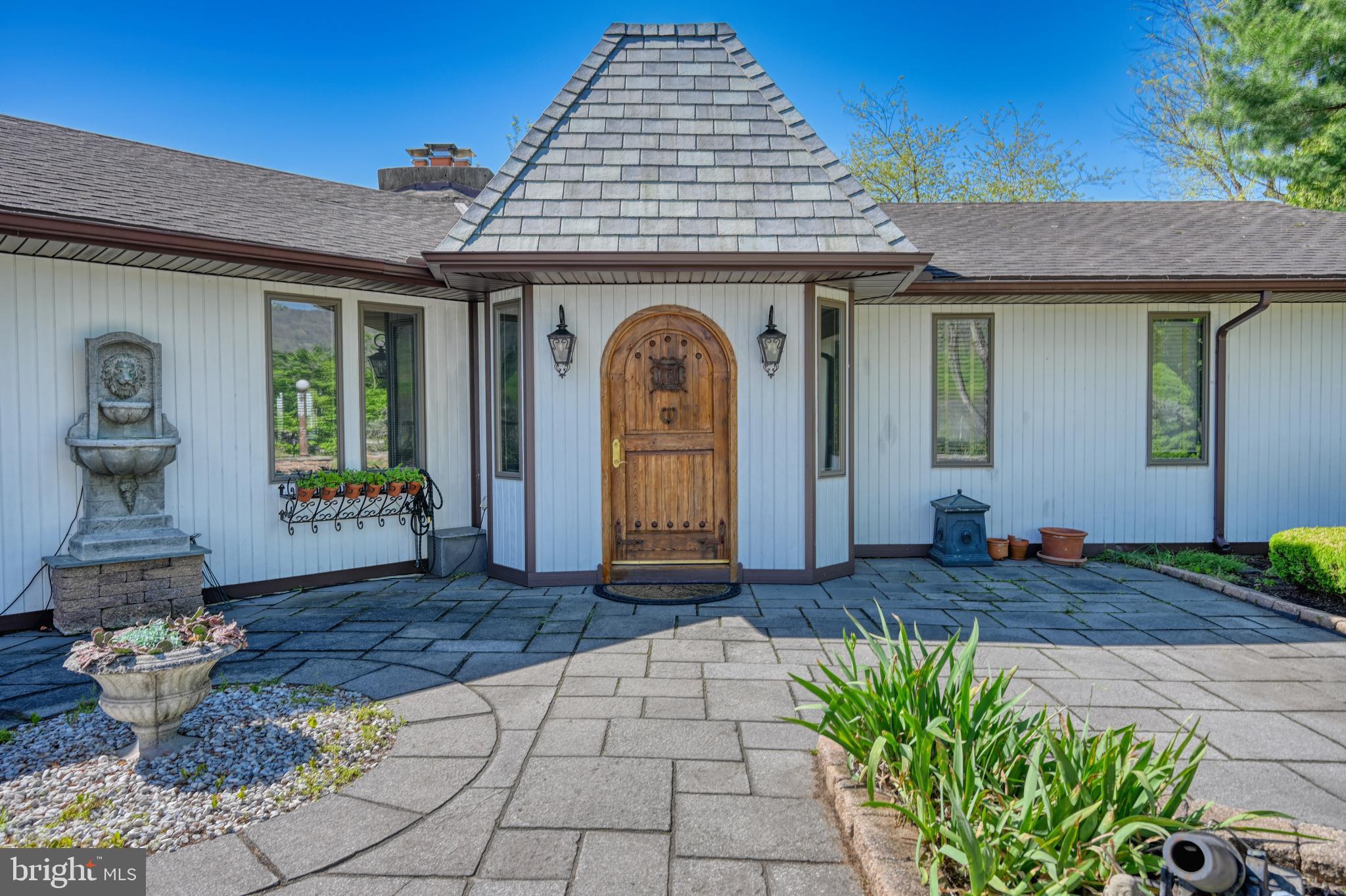 253 QUAKER CITY ROAD