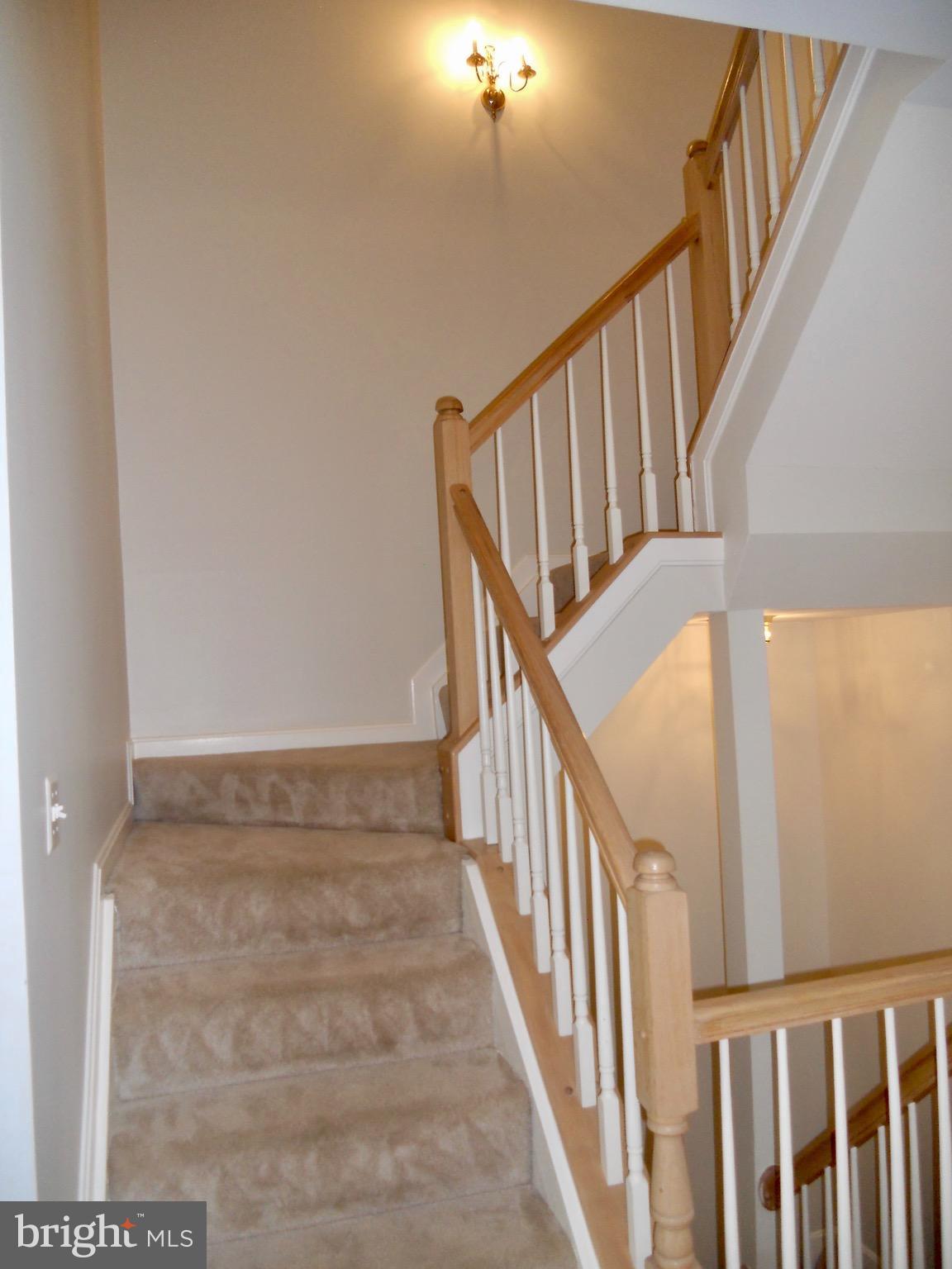 MCNAIR FARMS LANDBAY - Residential Lease