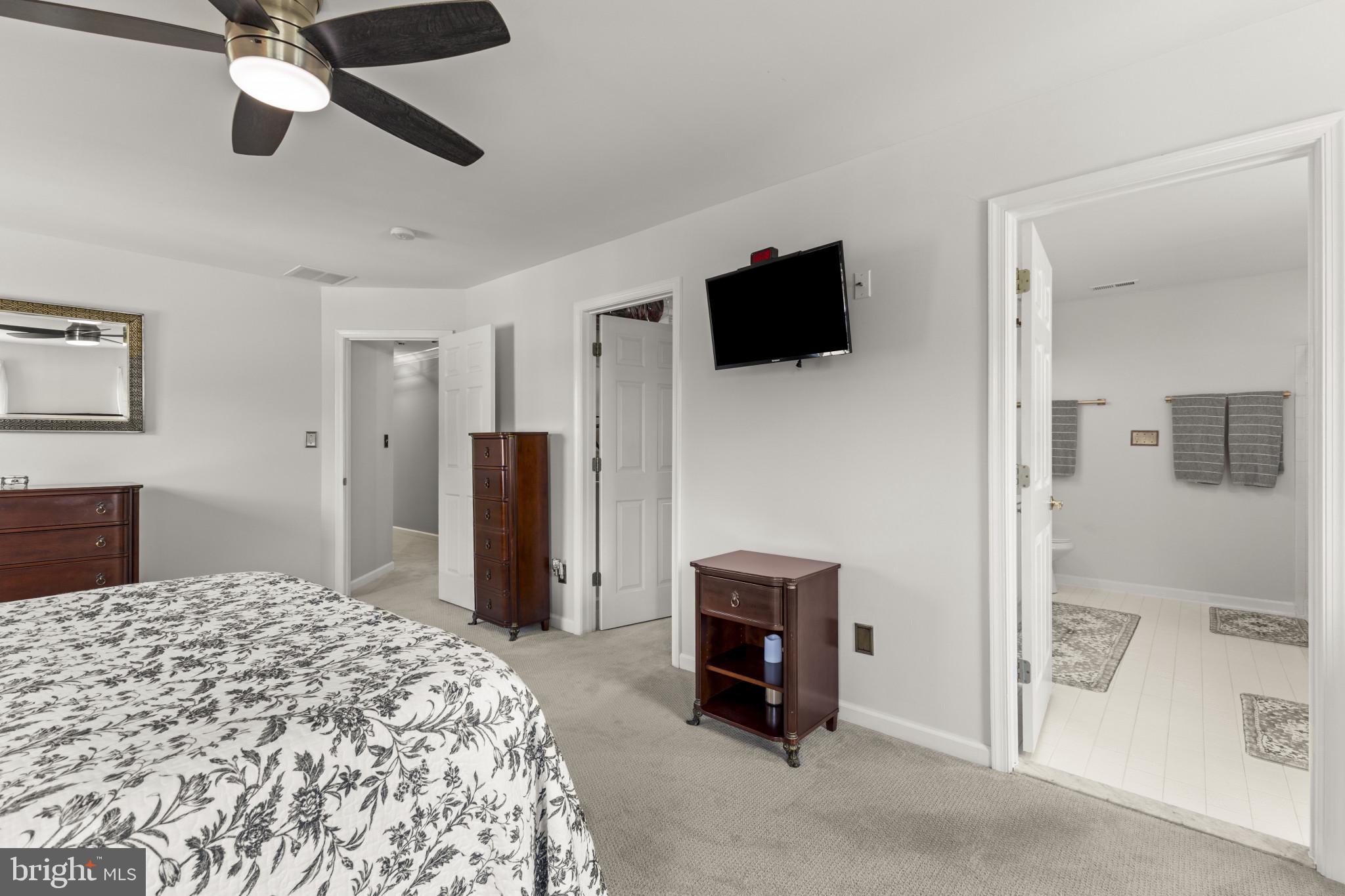 BENTONS PLEASURE - Residential