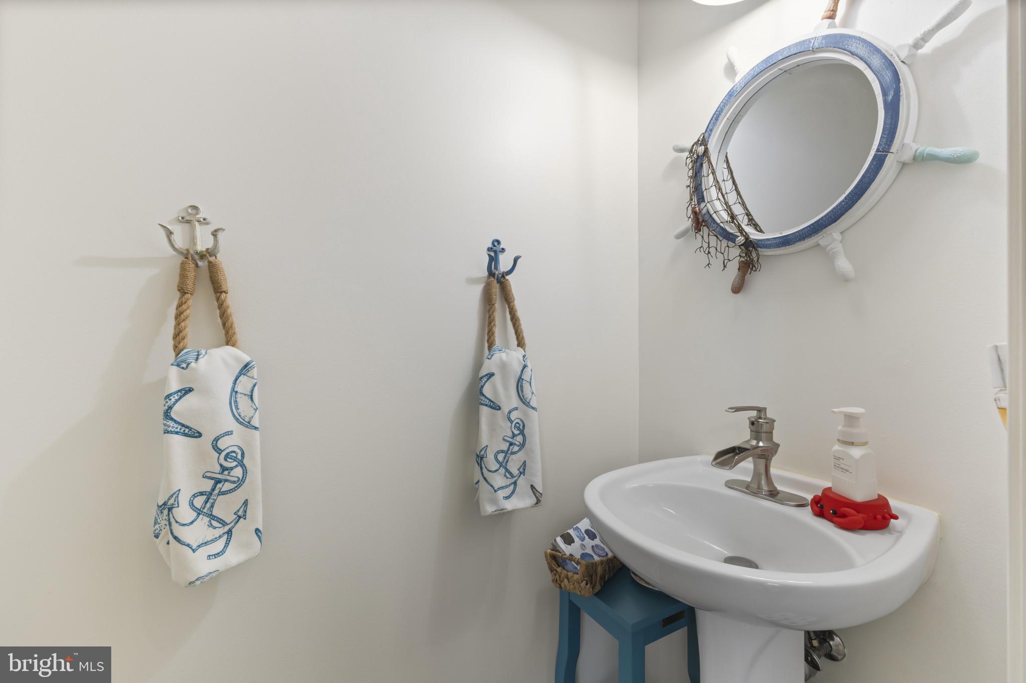 BENTONS PLEASURE - Residential