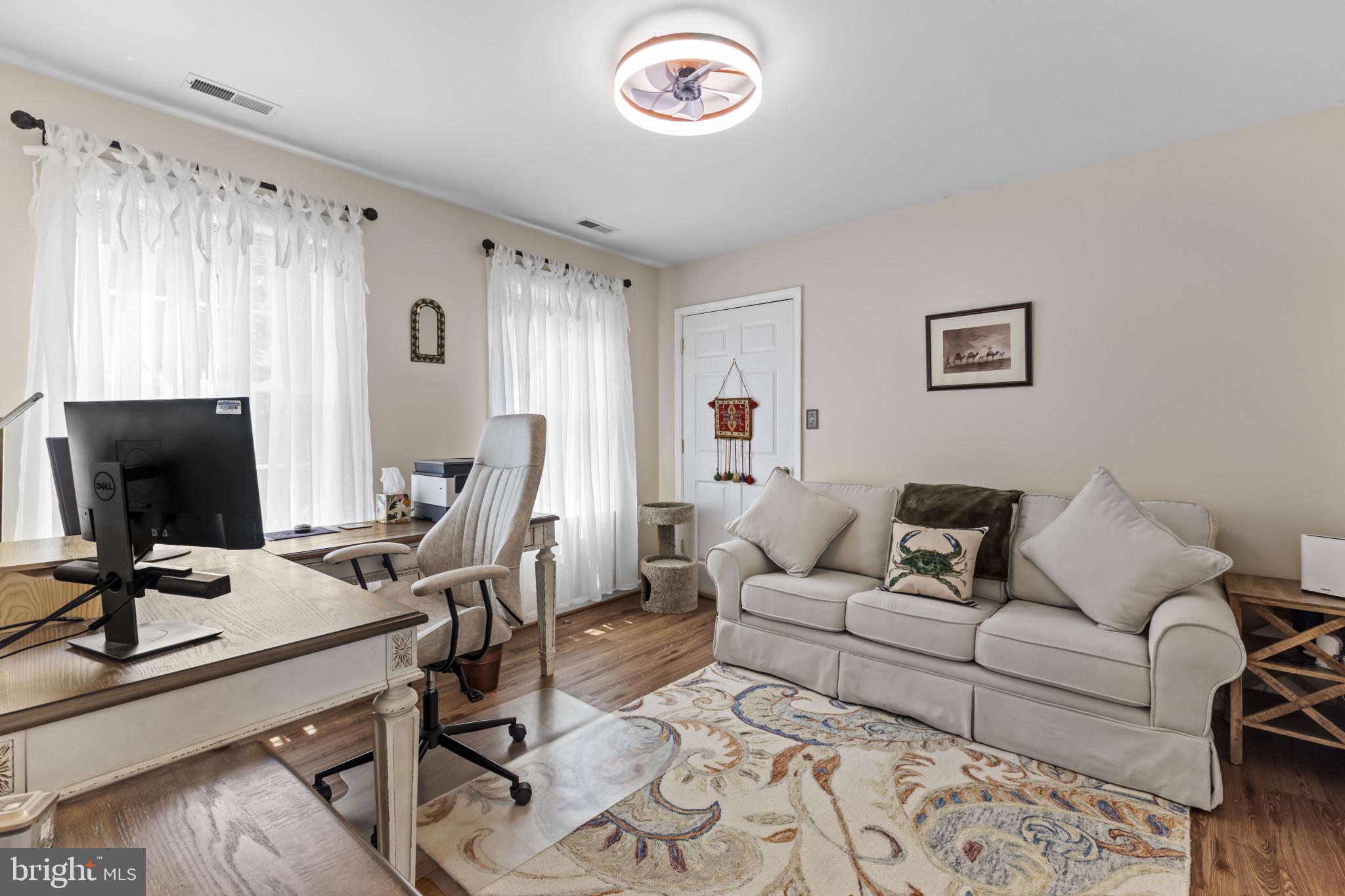 BENTONS PLEASURE - Residential