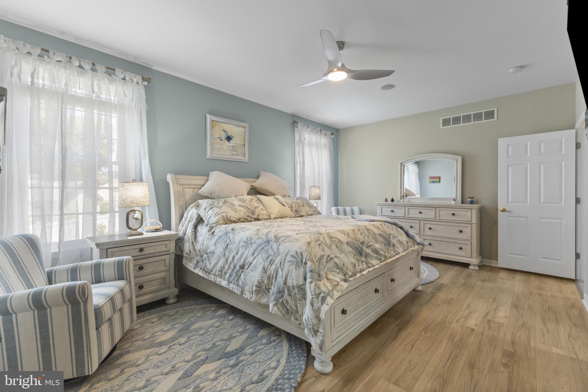 BENTONS PLEASURE - Residential