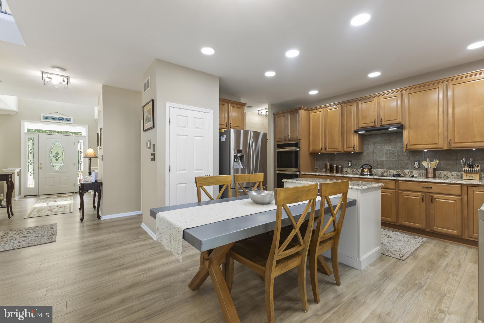 BENTONS PLEASURE - Residential