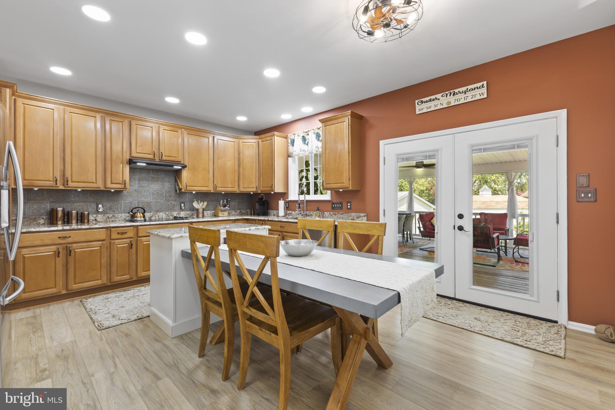 BENTONS PLEASURE - Residential