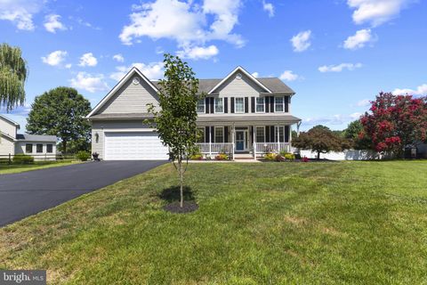 104 WOODS ROAD CHESTER MD 21619