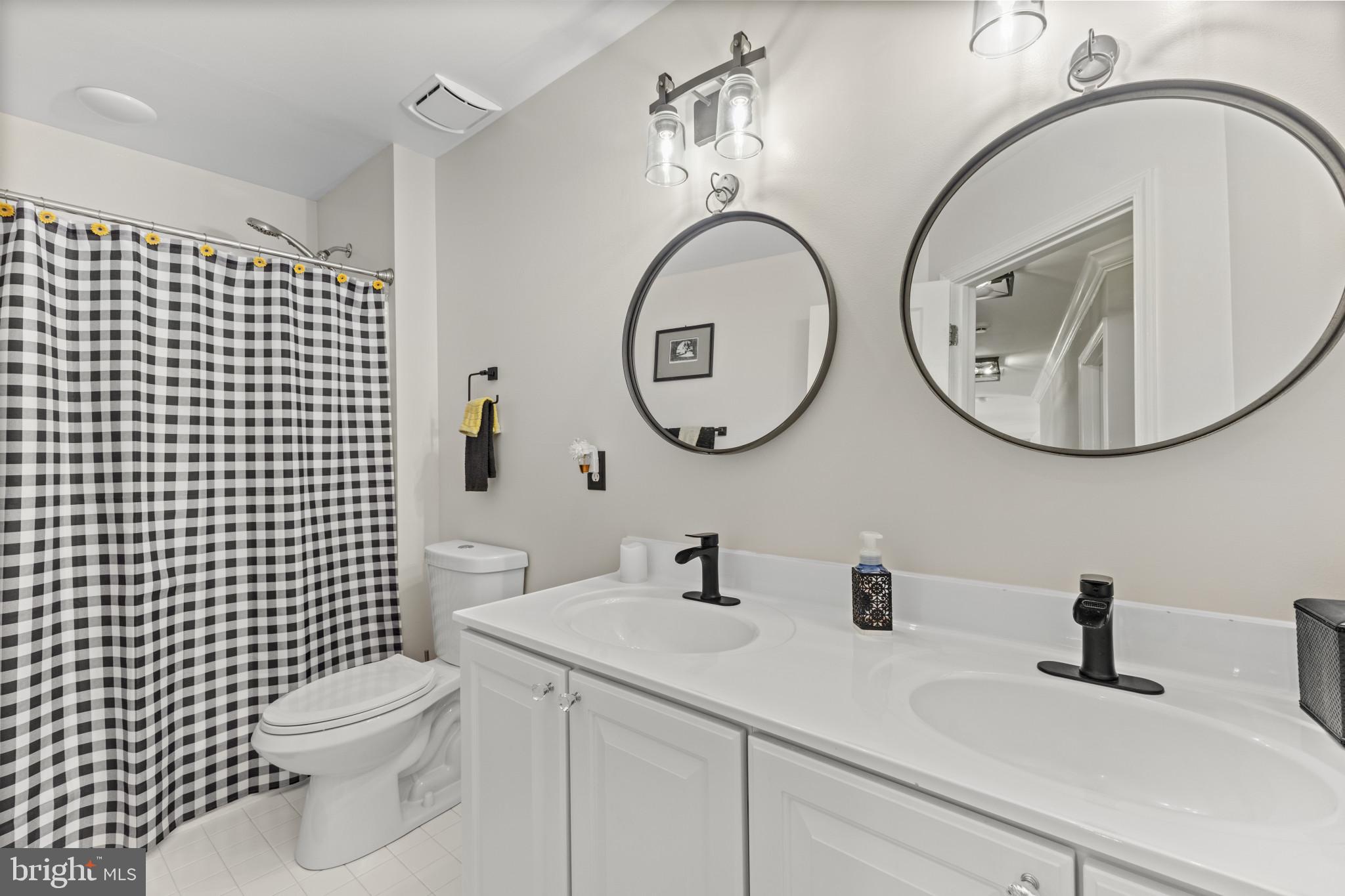 BENTONS PLEASURE - Residential