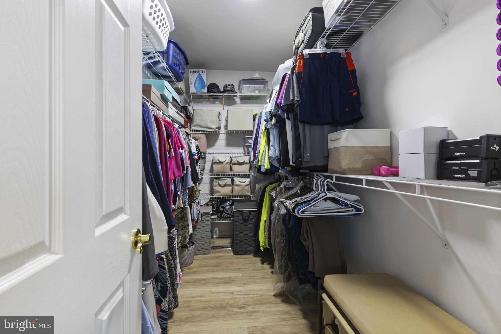 BENTONS PLEASURE - Residential