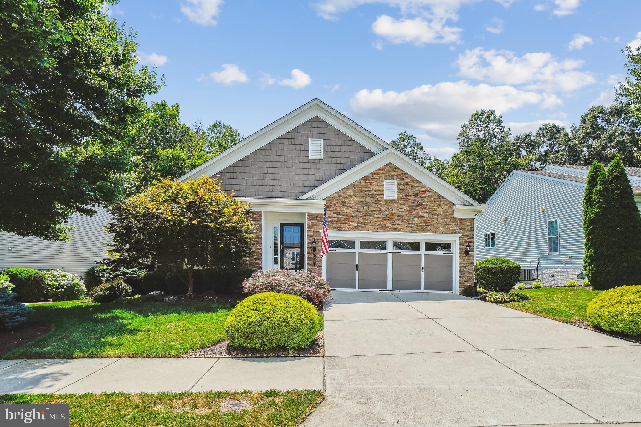34 BATTERY POINT DRIVE
