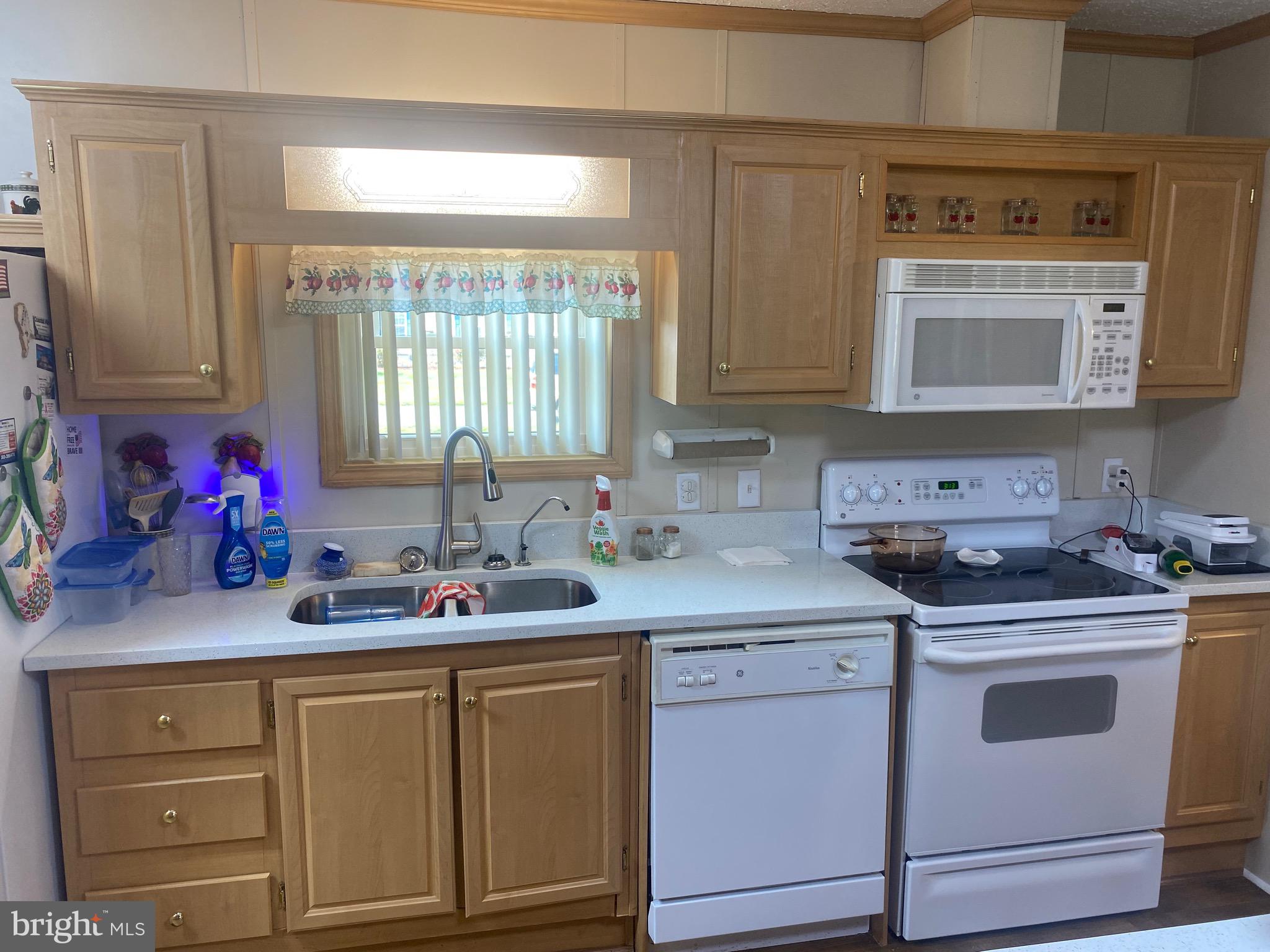 12262 COUNTRY DRIVE