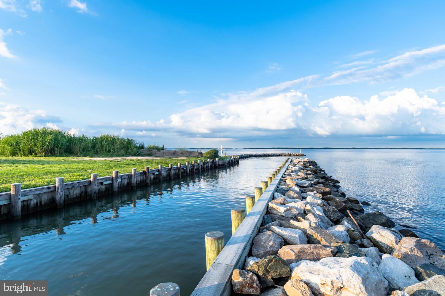 CLOVERFIELDS - Residential