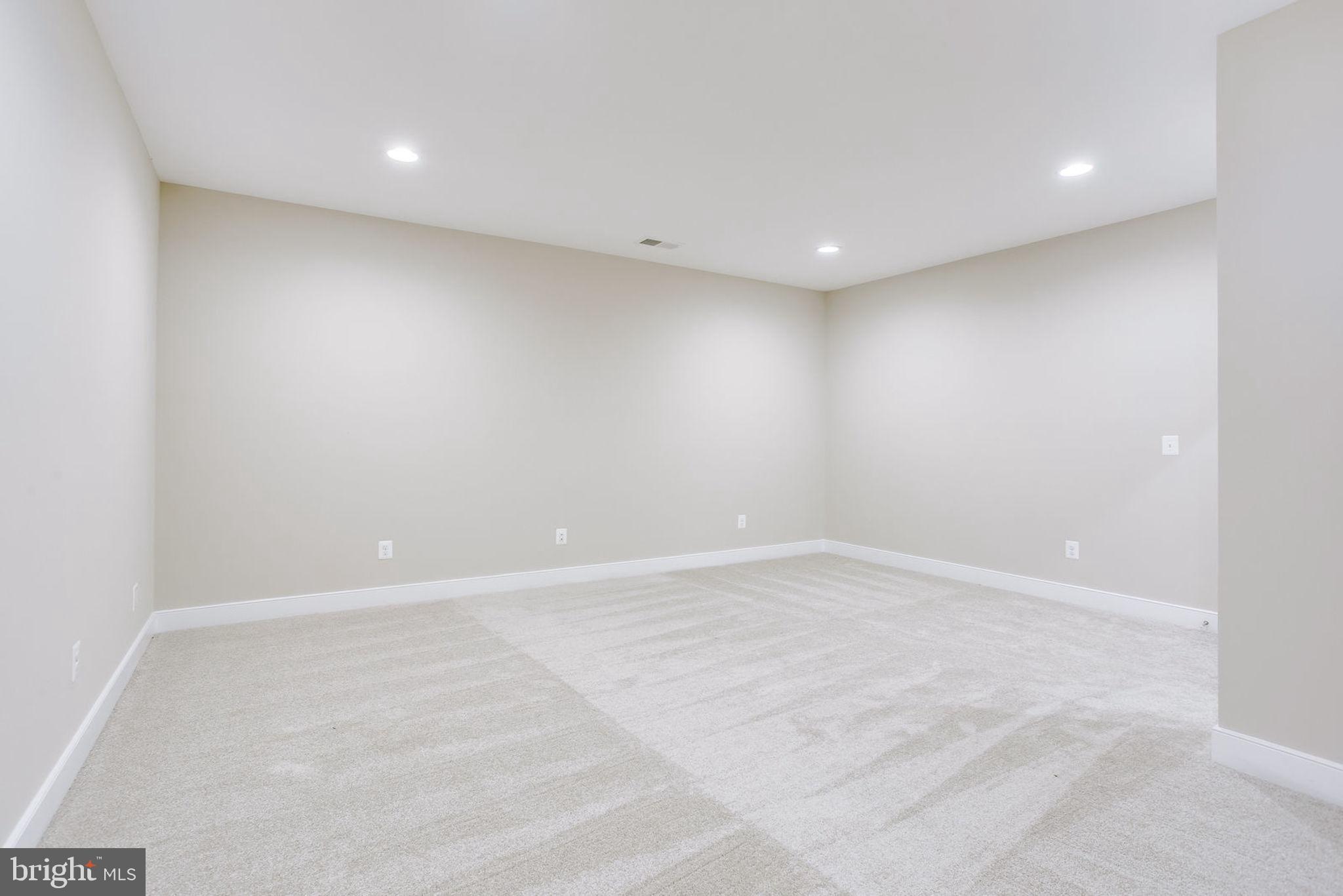 OAK VALLEY ESTATES - Residential