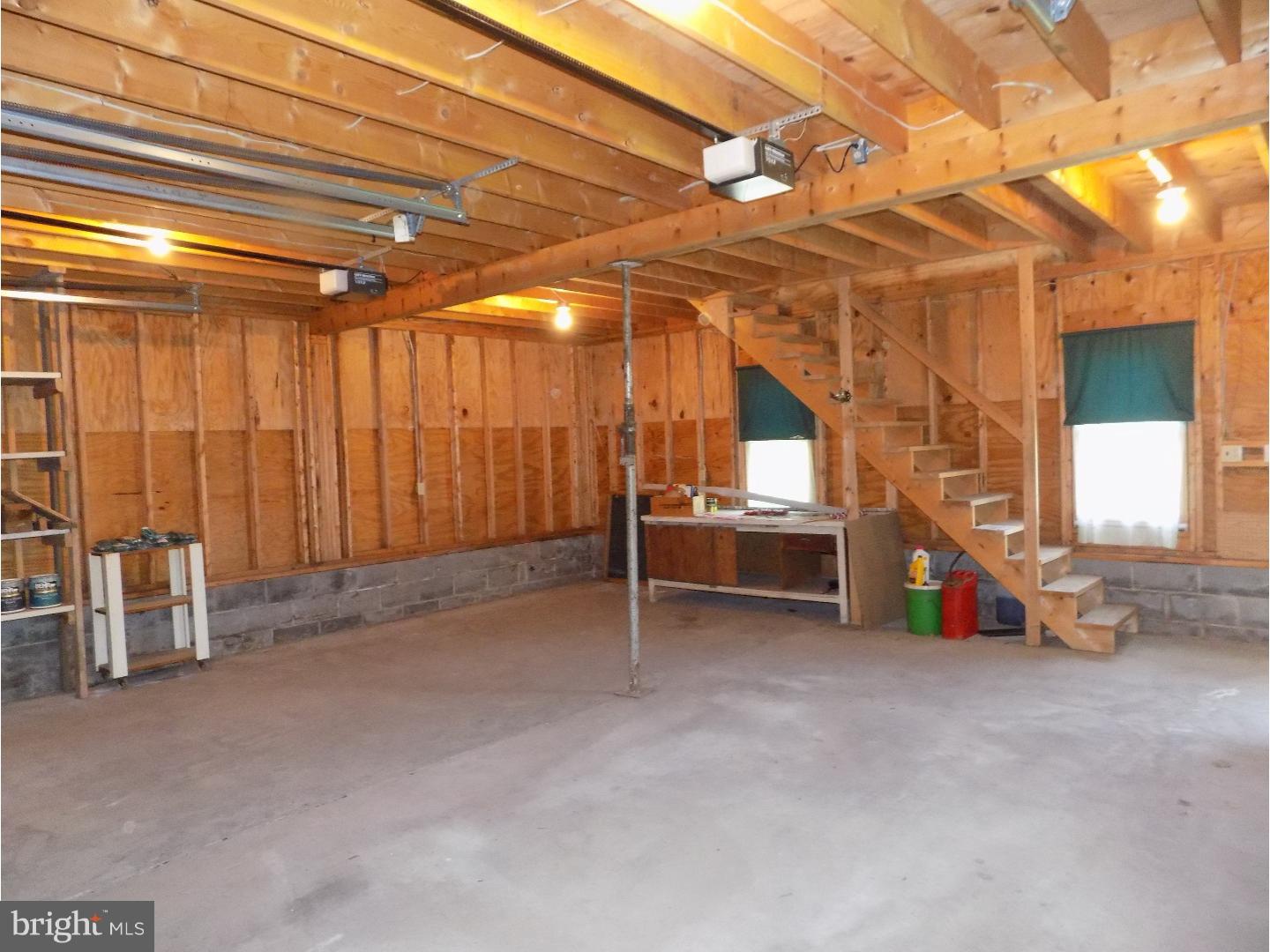 RINGTOWN - Residential