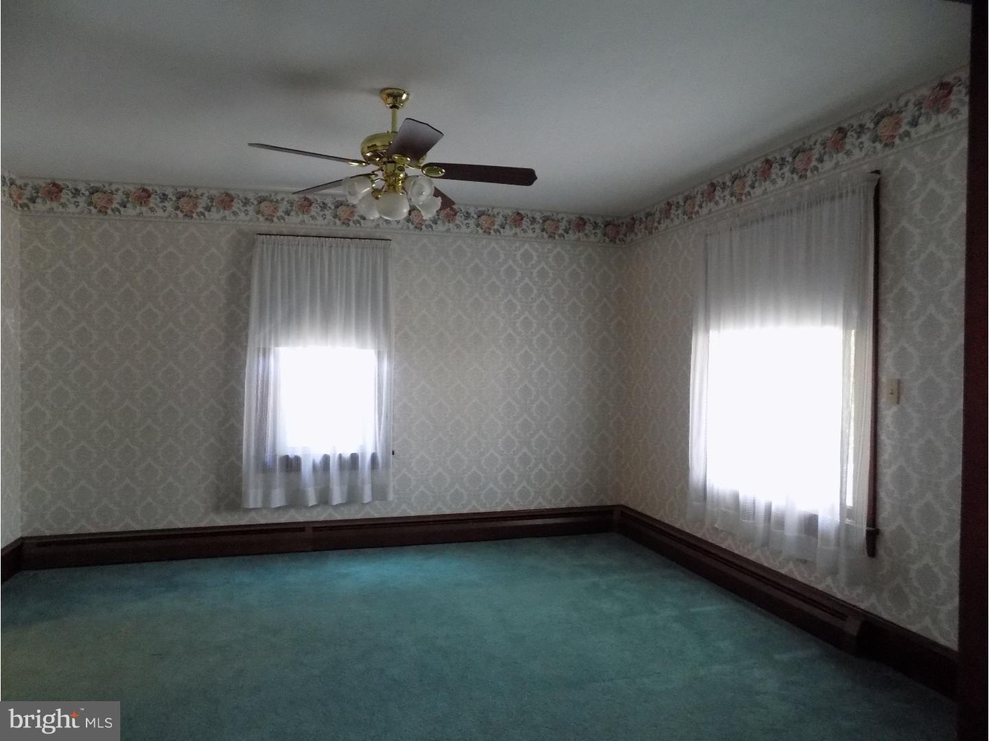 RINGTOWN - Residential