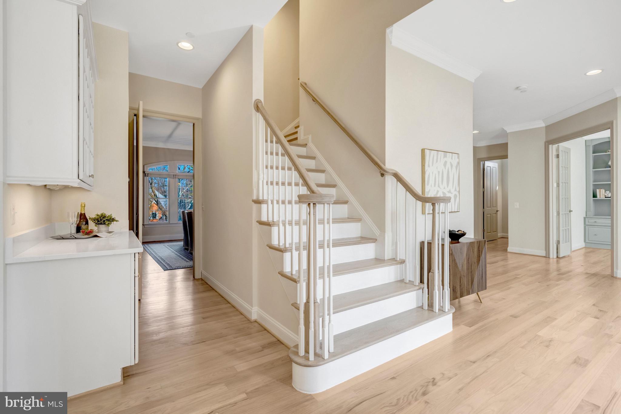 SALONA VILLAGE - Residential