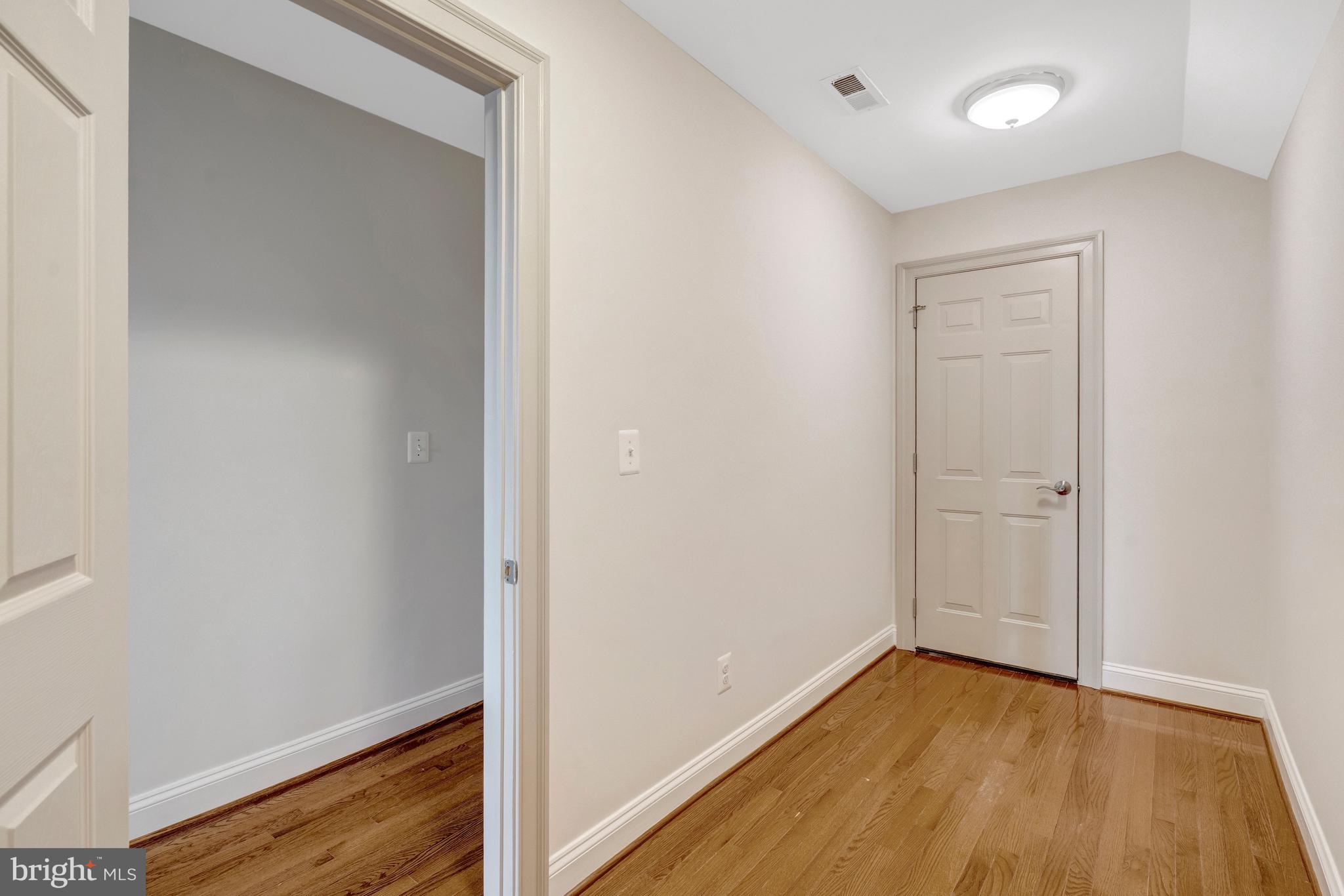 SALONA VILLAGE - Residential