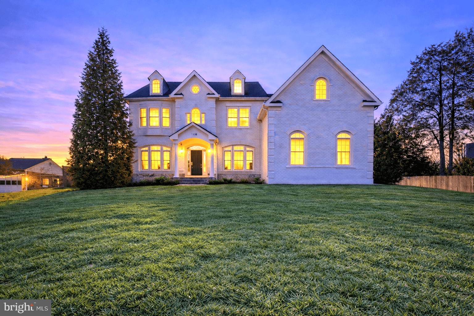 SALONA VILLAGE - Residential