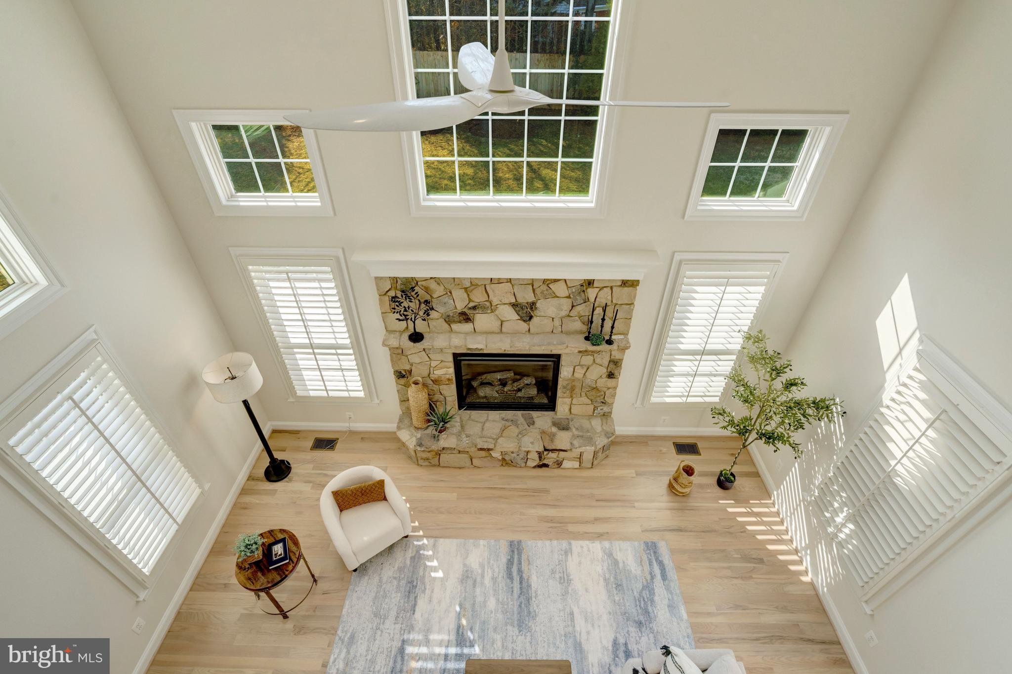 SALONA VILLAGE - Residential