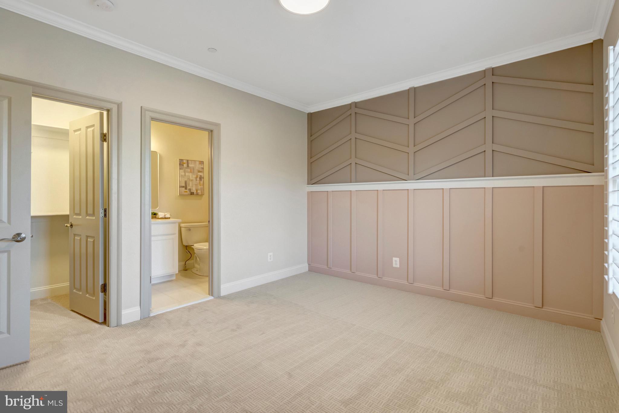 SALONA VILLAGE - Residential