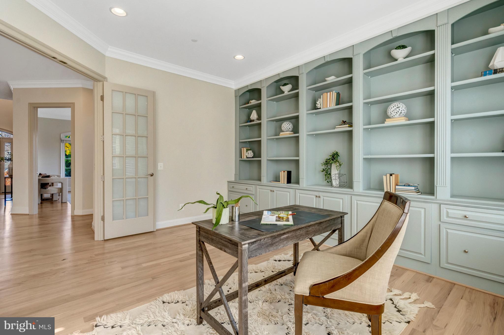 SALONA VILLAGE - Residential