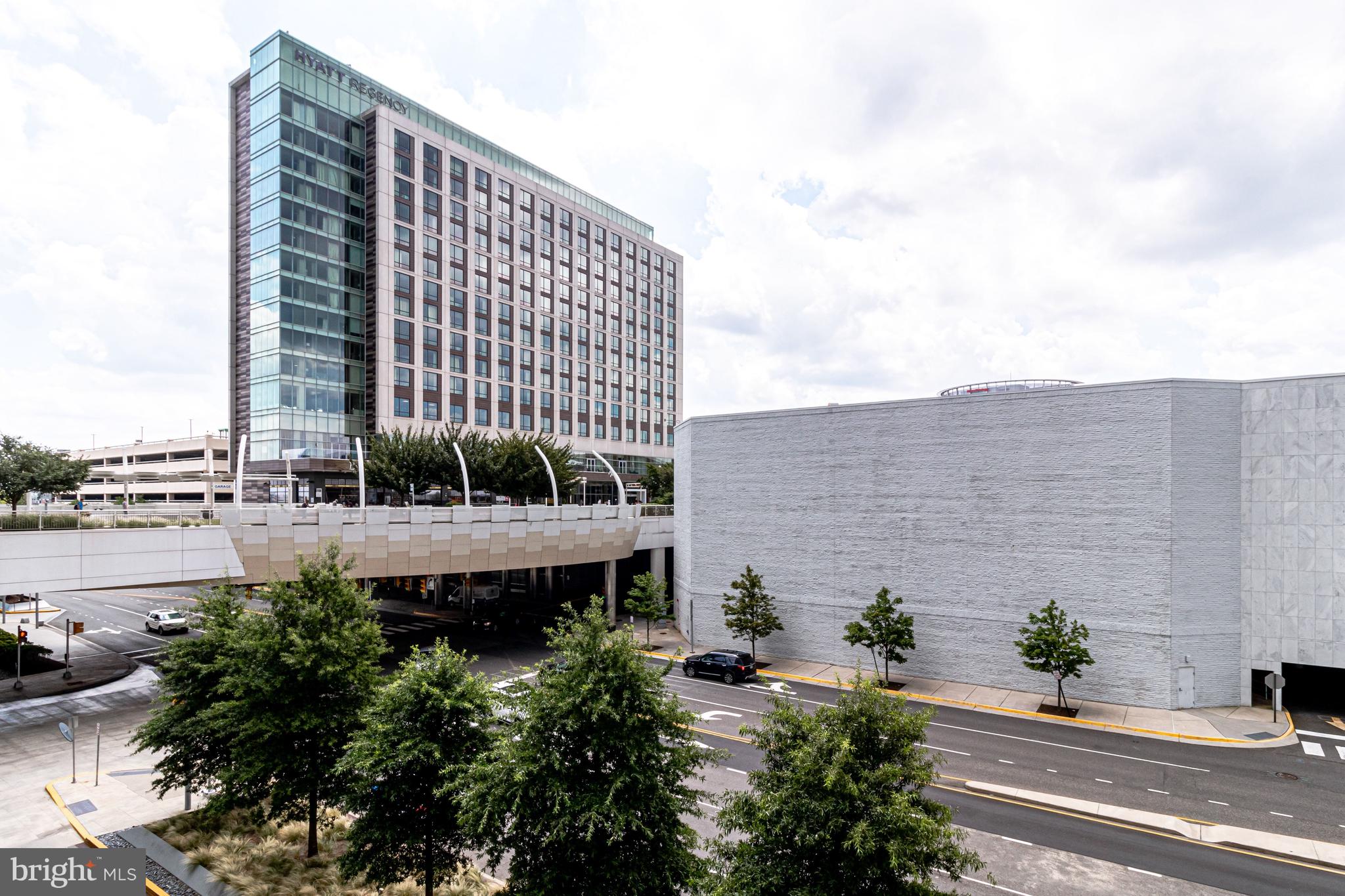 SALONA VILLAGE - Residential