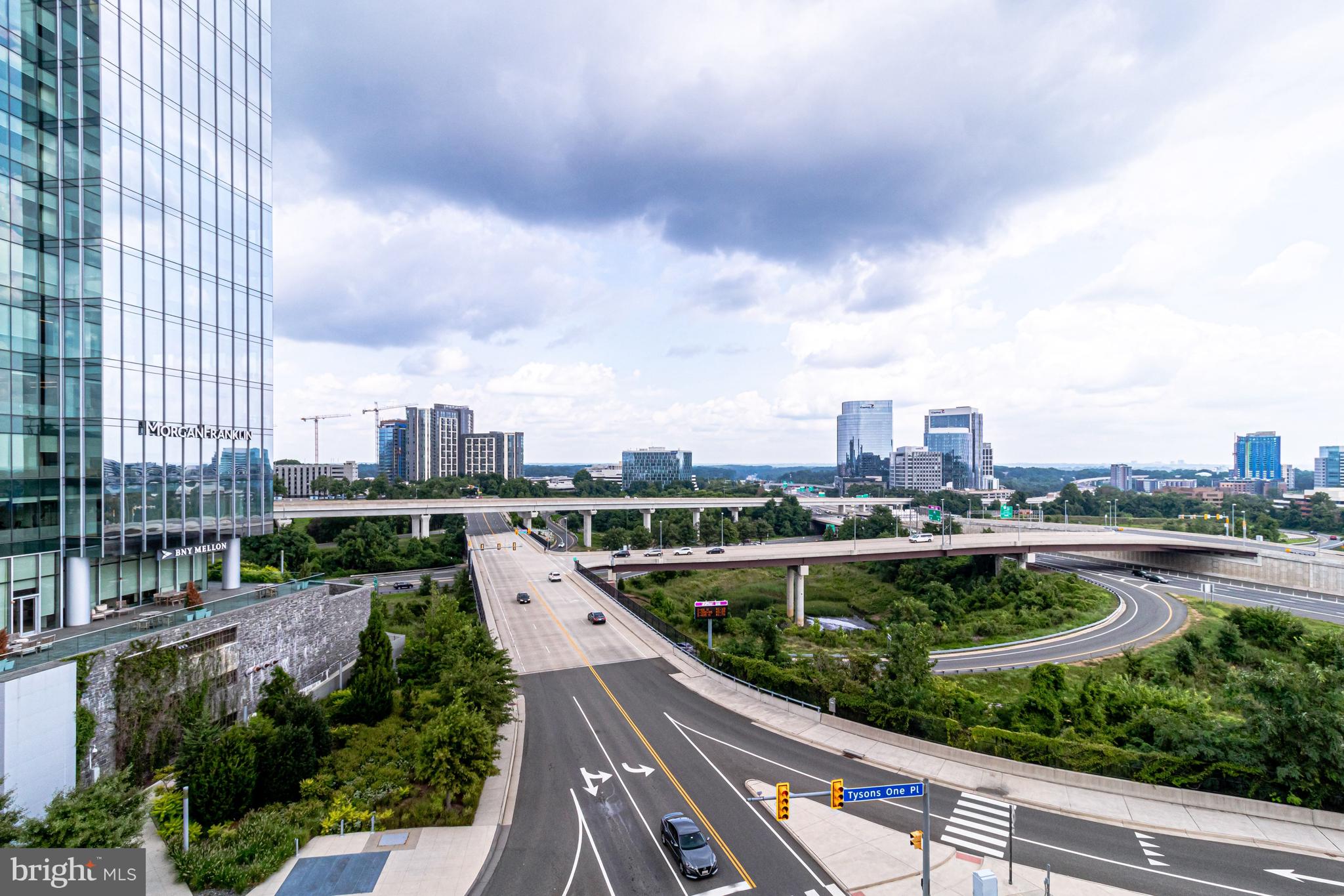 SALONA VILLAGE - Residential