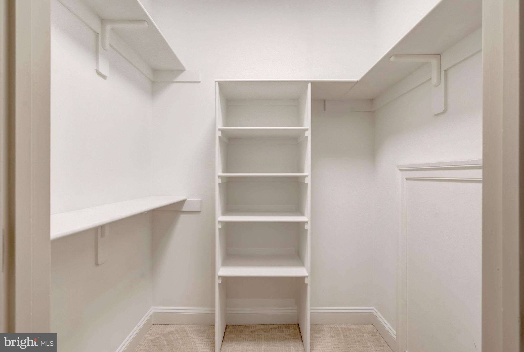 SALONA VILLAGE - Residential