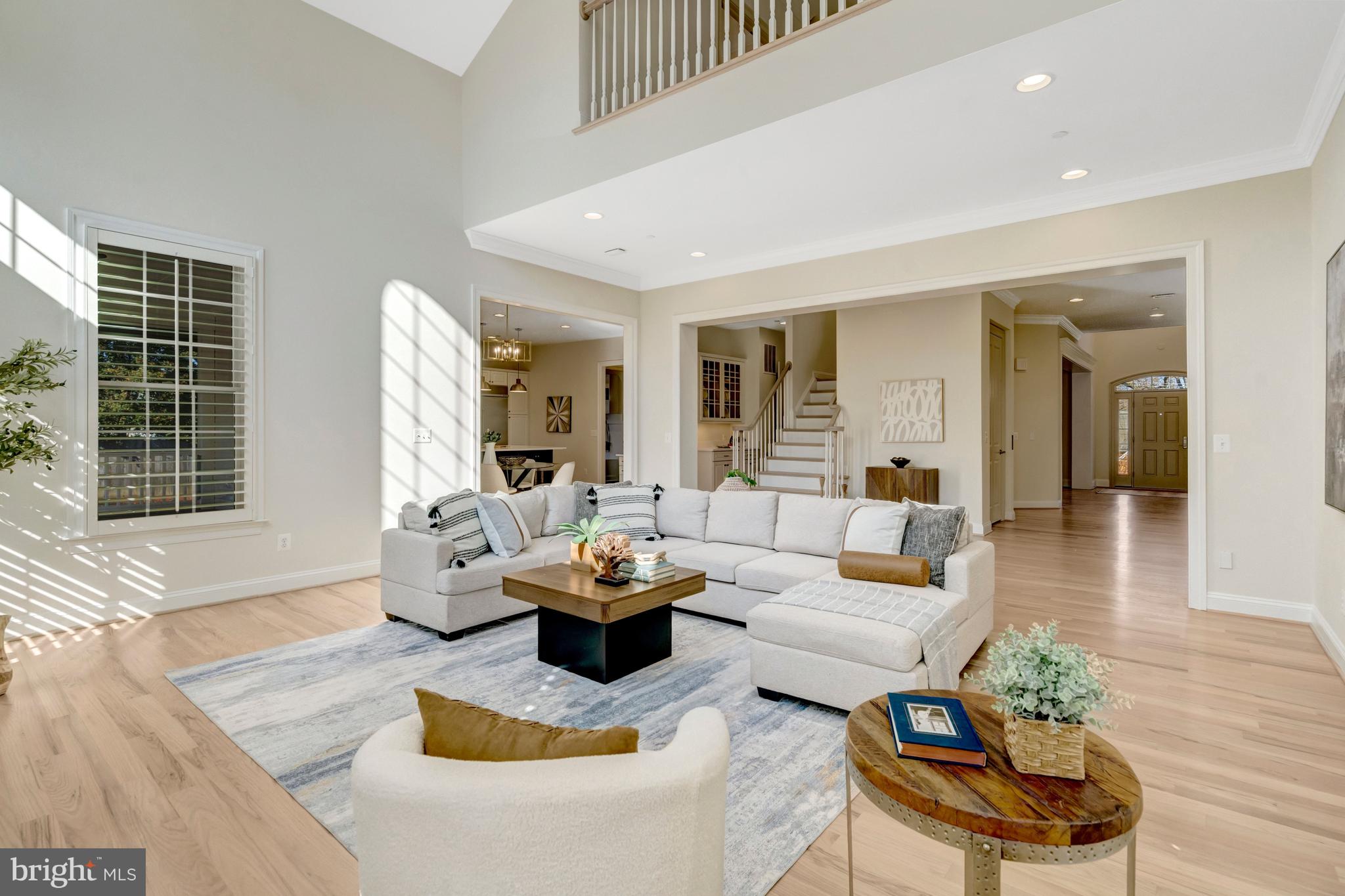 SALONA VILLAGE - Residential