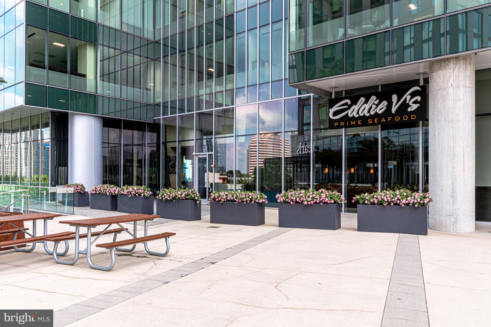 SALONA VILLAGE - Residential