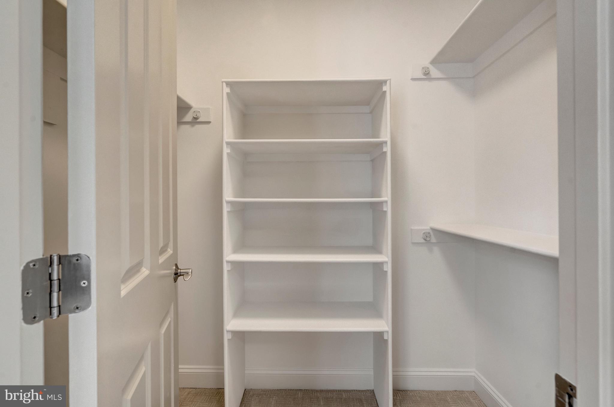 SALONA VILLAGE - Residential