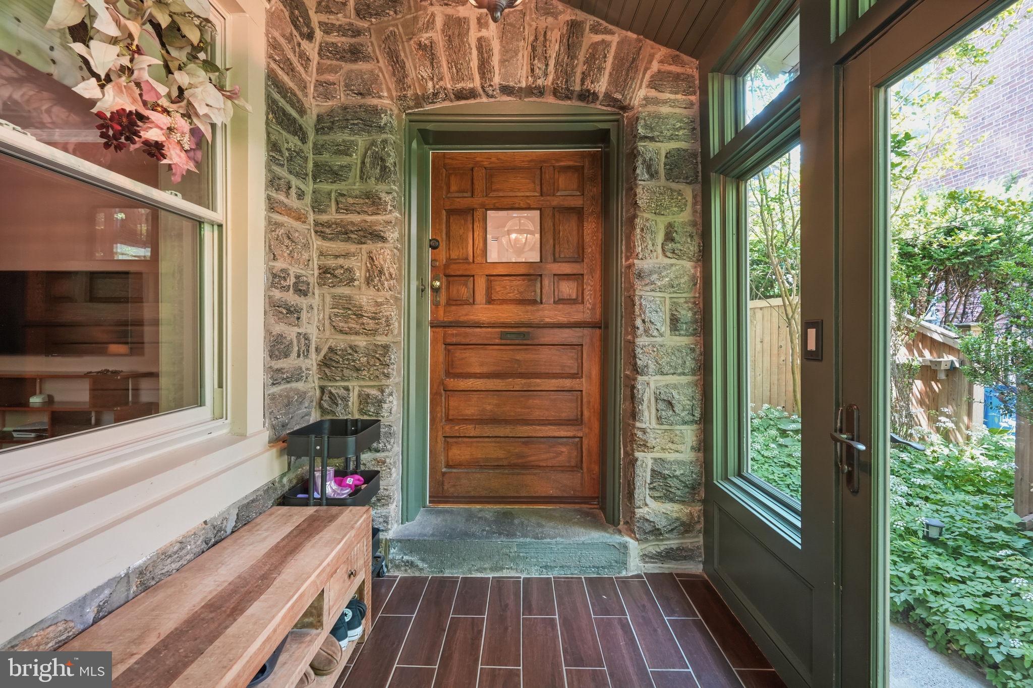 414 W PRICE STREET