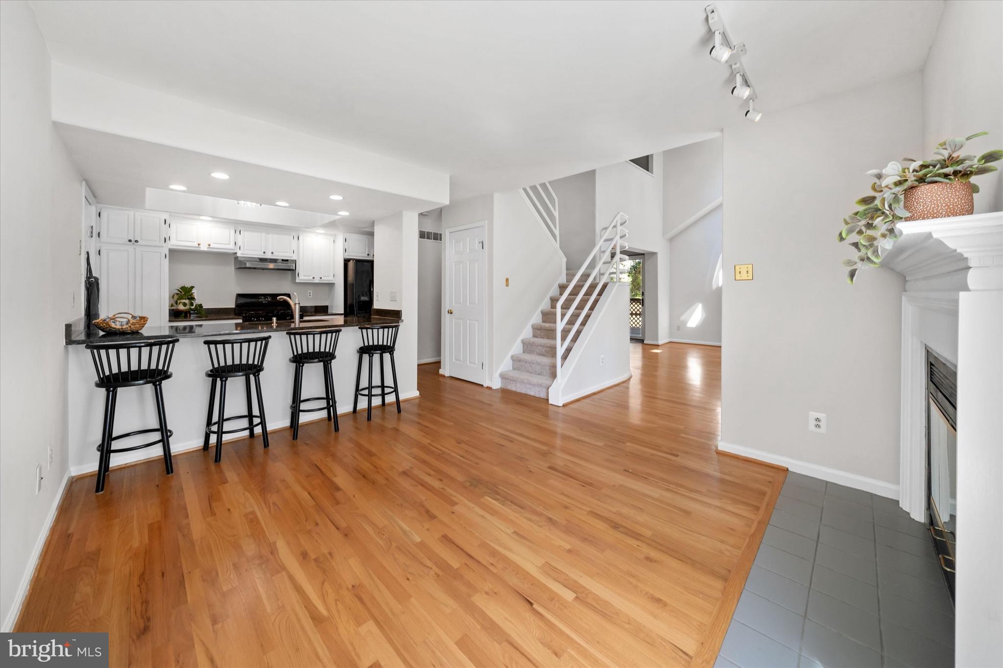 THE RIDGE - Residential