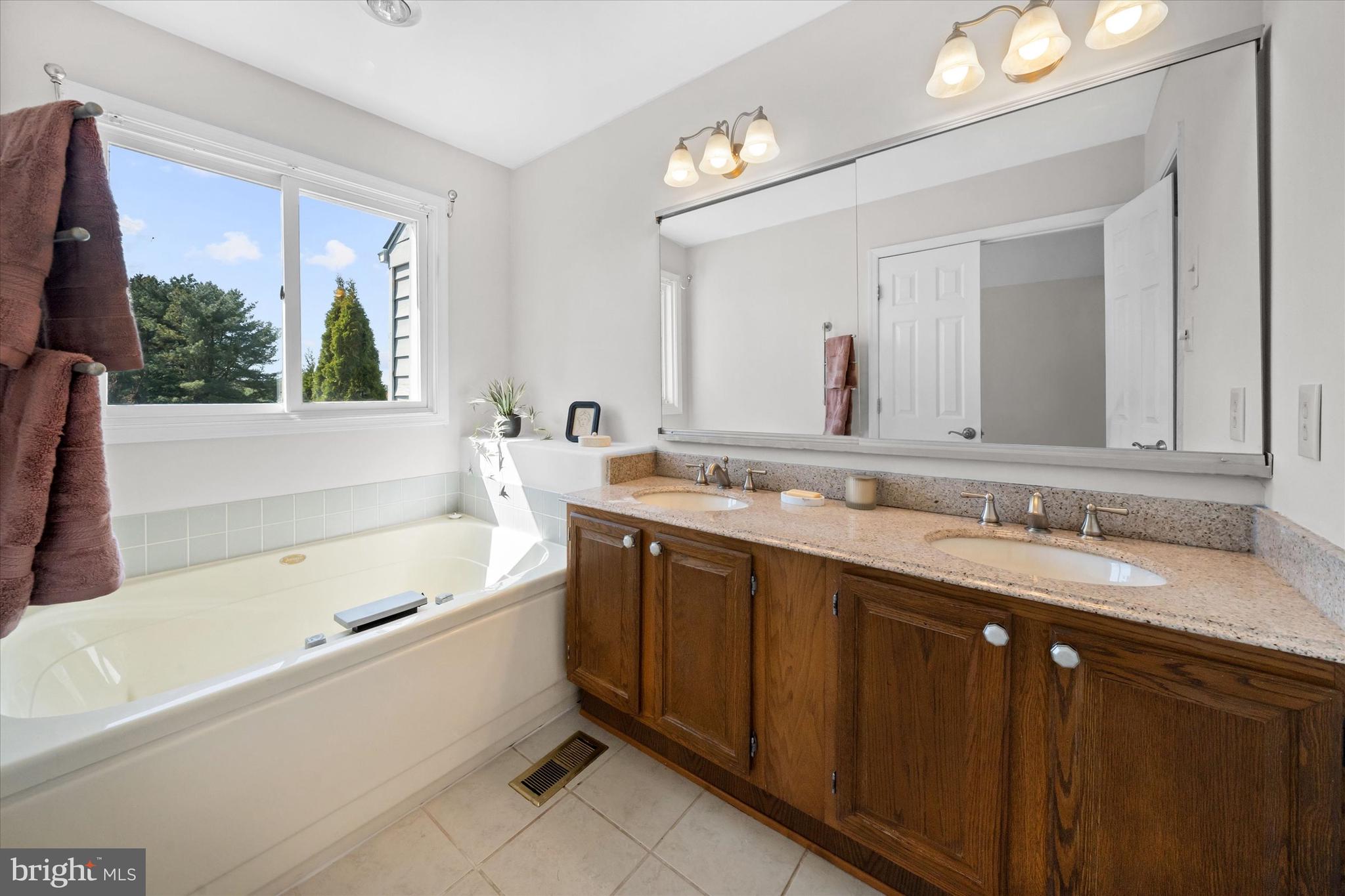 THE RIDGE - Residential