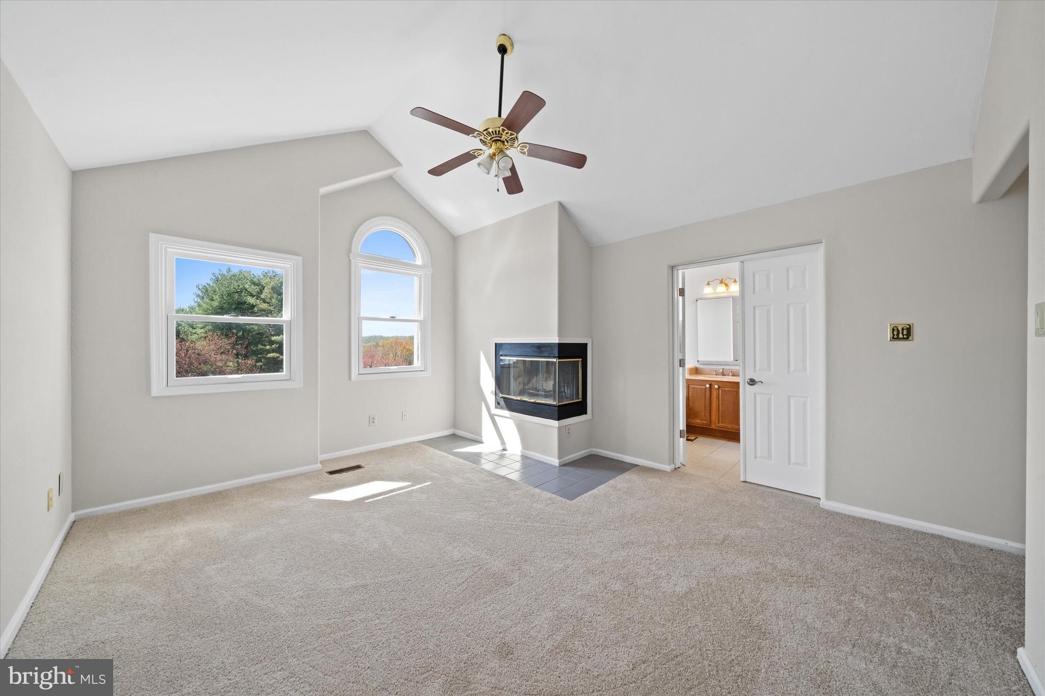 THE RIDGE - Residential