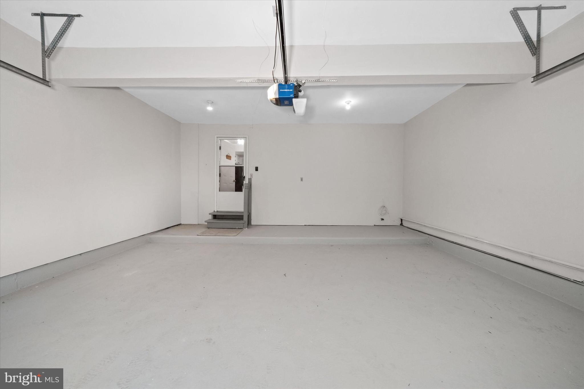 THE RIDGE - Residential