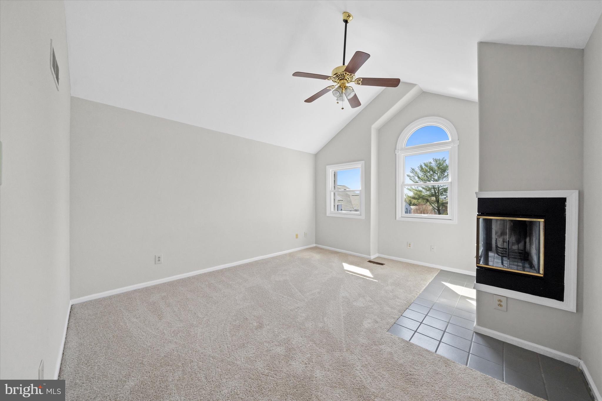 THE RIDGE - Residential