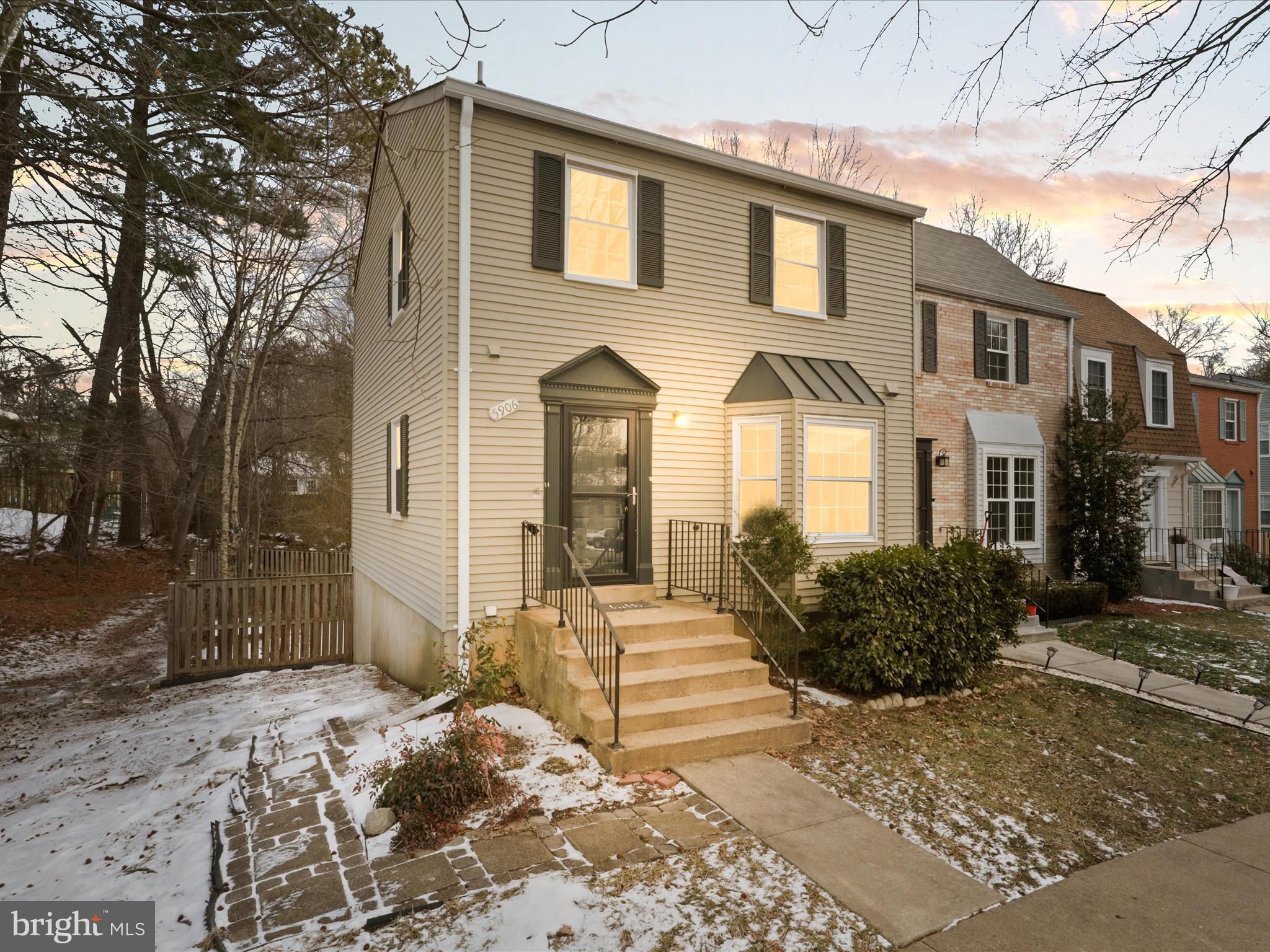 Updated Large 3-Level End Unit Townhouse in Burke, VA. 3 Bedrooms, 3.5 bathrooms with 2-Assigned parking spaces, permit required. Kitchen with stainless steel appliances, backsplash, with plenty of cabinets for storage. Open floor plan. Living and Dining areas. Main level powder room. Upper level, Ensuite primary bedroom with full bathroom. 2 additional bedrooms and second full bathroom. Lower level recreation room, third full bathroom, and laundry. Recreation room walks out to the patio and backyard perfect for entertaining. Trash removal included with rent. Conveniently located near Rolling Rd Metro, Restaurants, shops, Rolling Rd, Burke Lake Rd, Braddock Rd and i495. Available immediately, Must see!