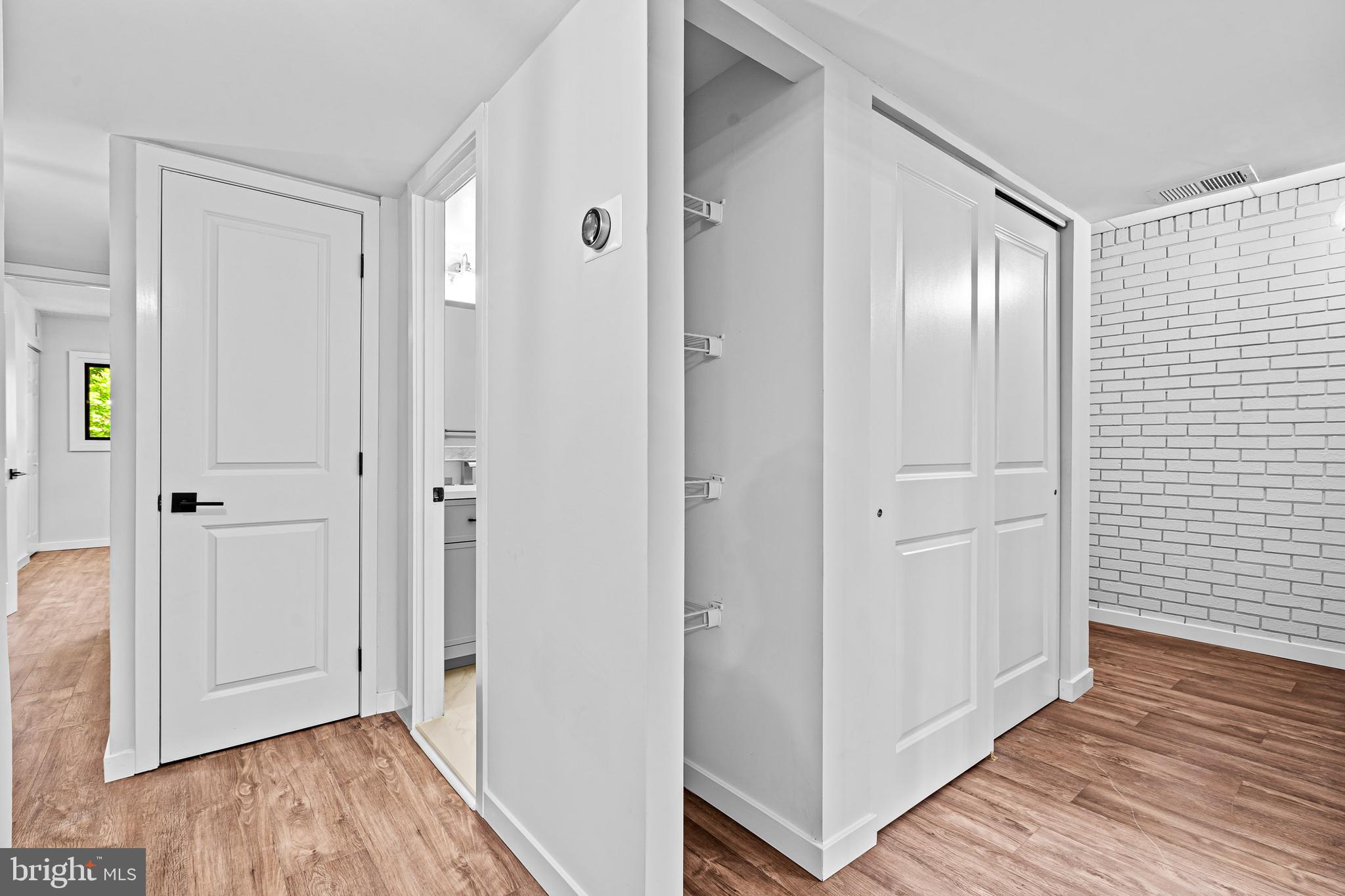 DEERING WOODS - Residential