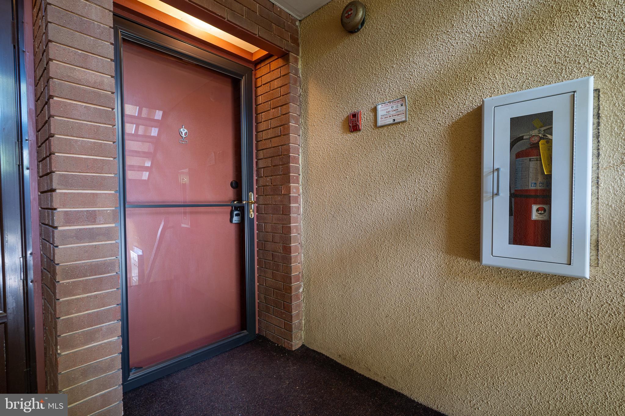 DEERING WOODS - Residential