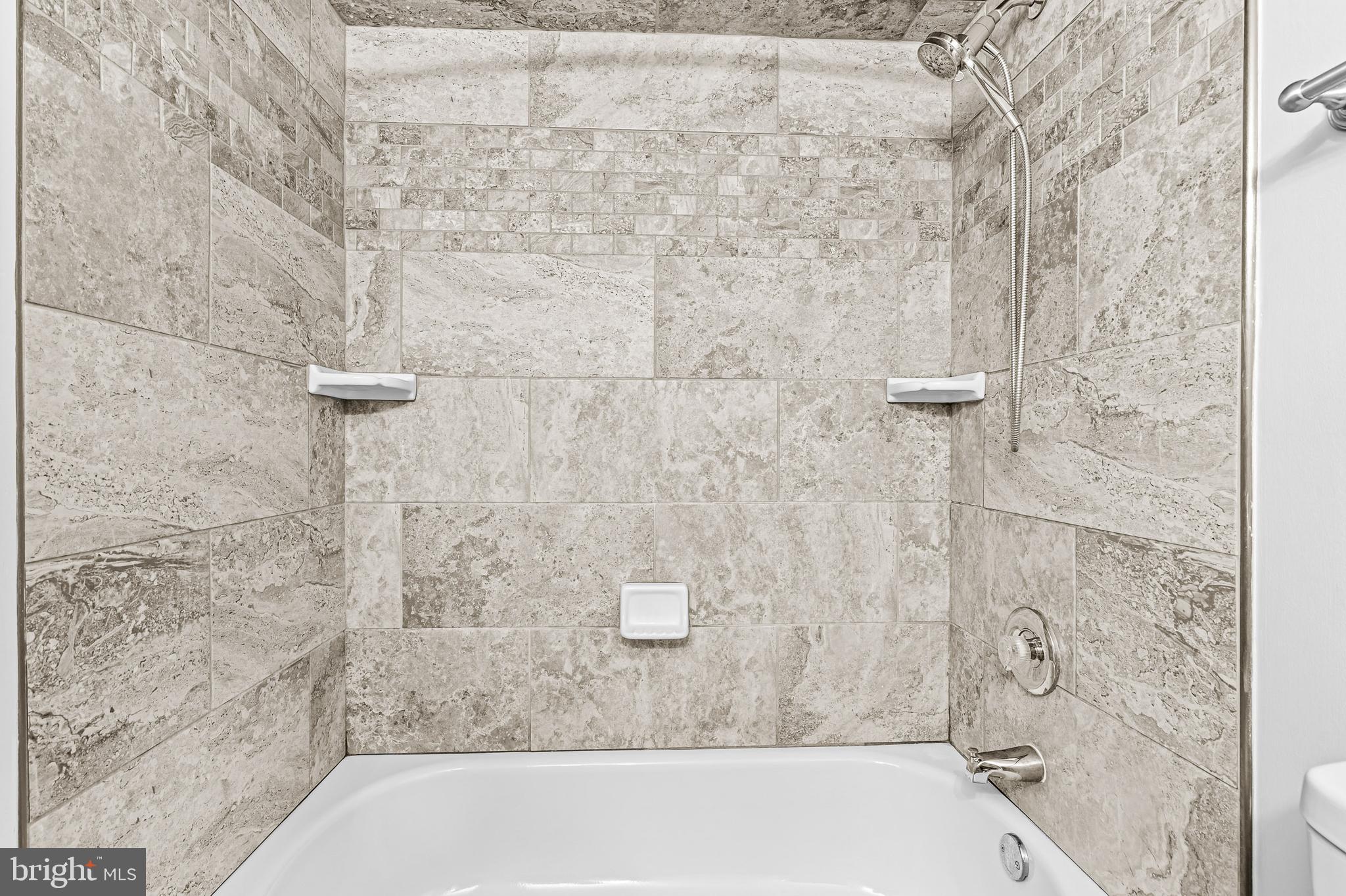 DEERING WOODS - Residential