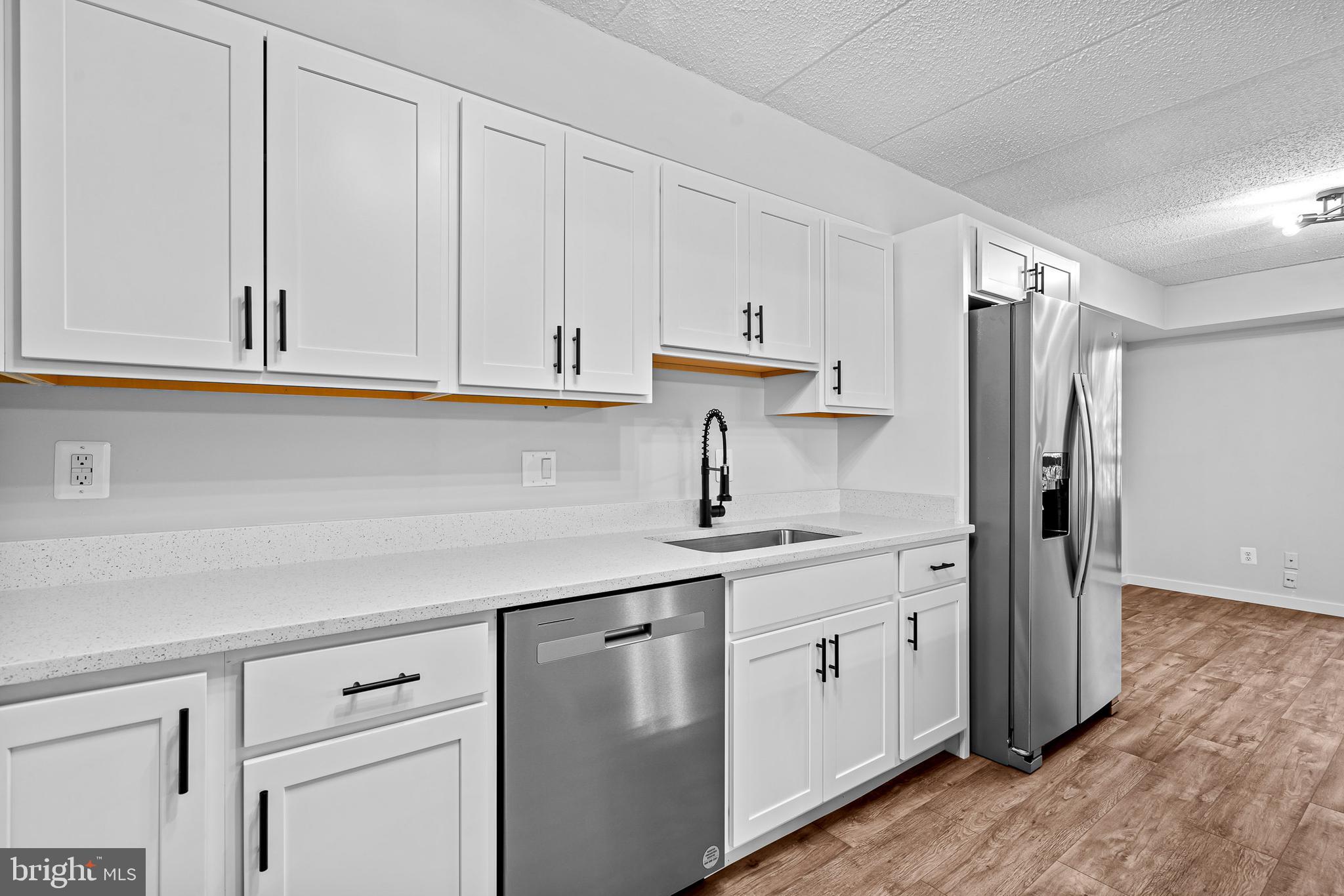 DEERING WOODS - Residential