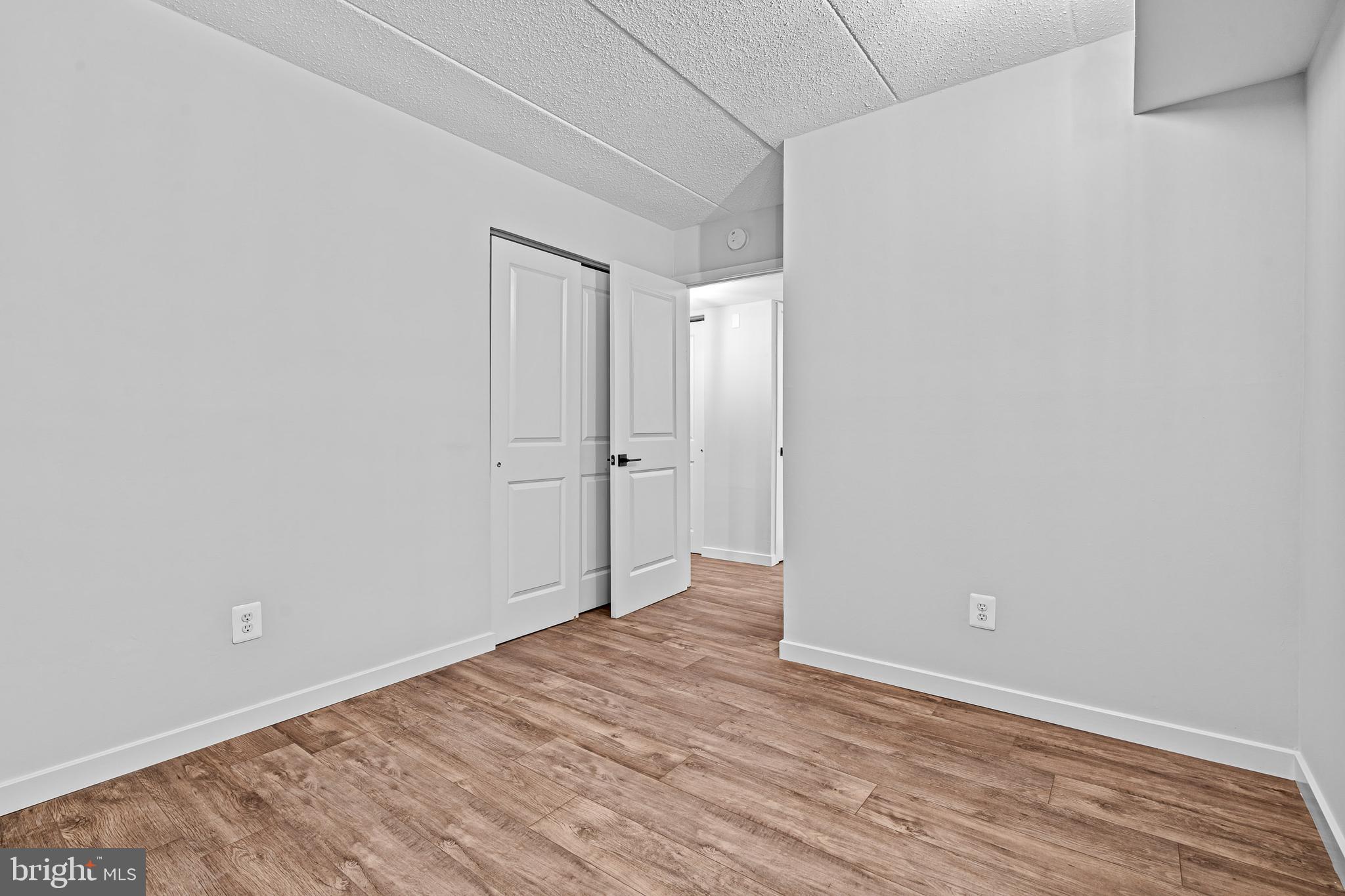 DEERING WOODS - Residential