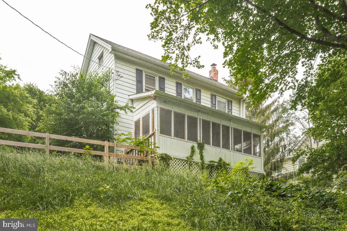 MONROVIA - Residential