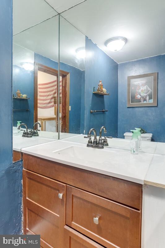 MONROVIA - Residential