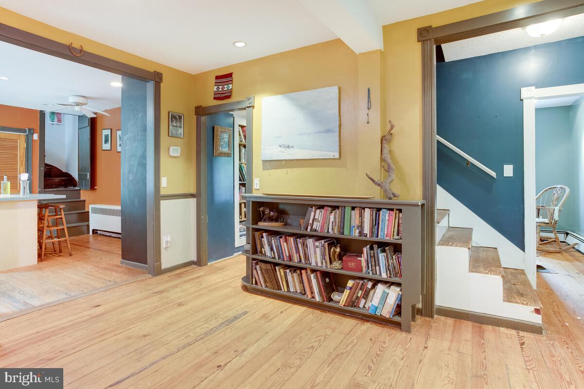 MONROVIA - Residential