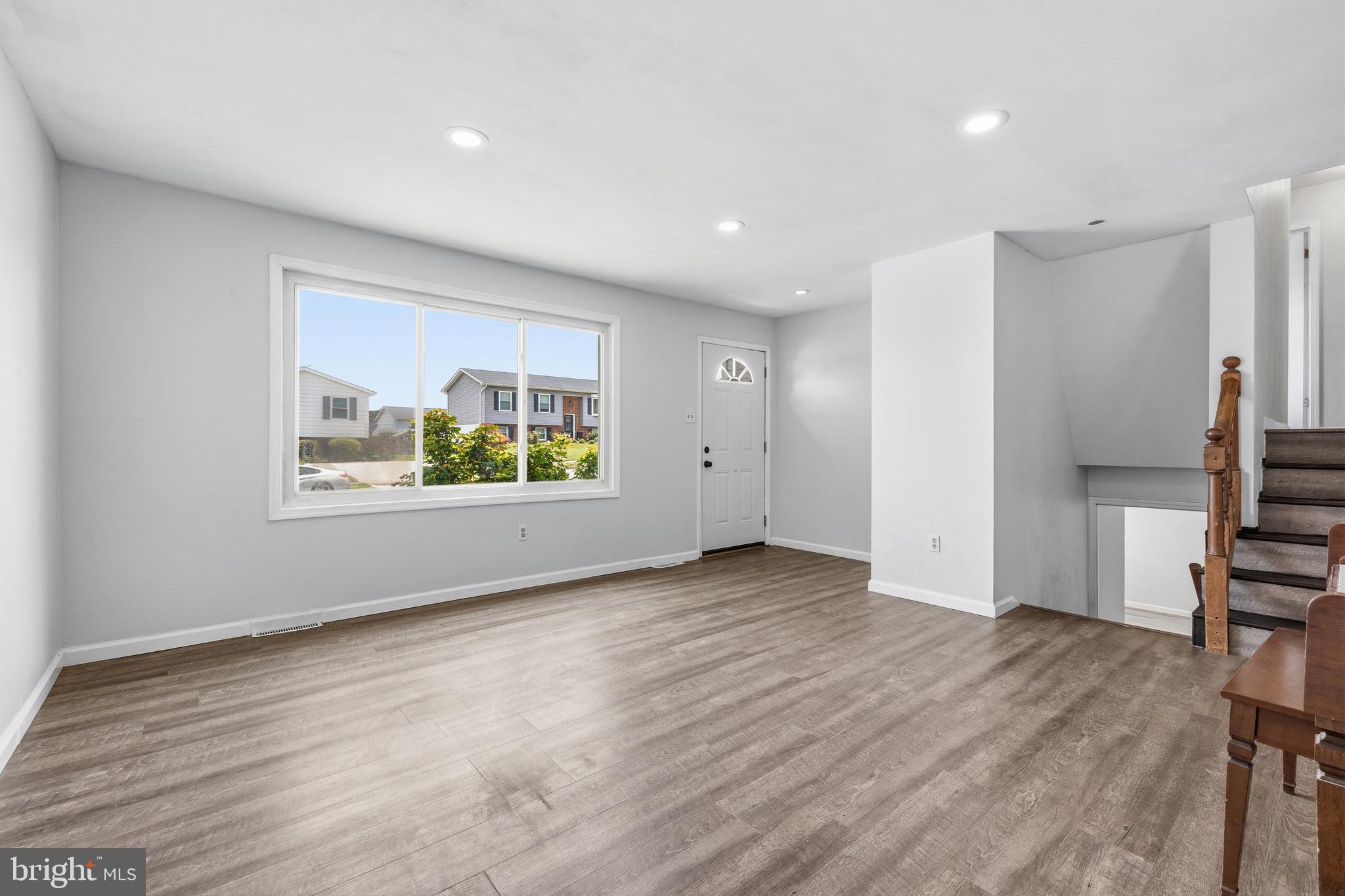 MT AIRY VILLAGE - Residential